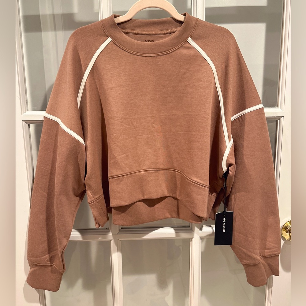 💛ABERCROMBIE & FITCH💛 A&F crew neck raglan long sleeve boxy side slit pull ov…